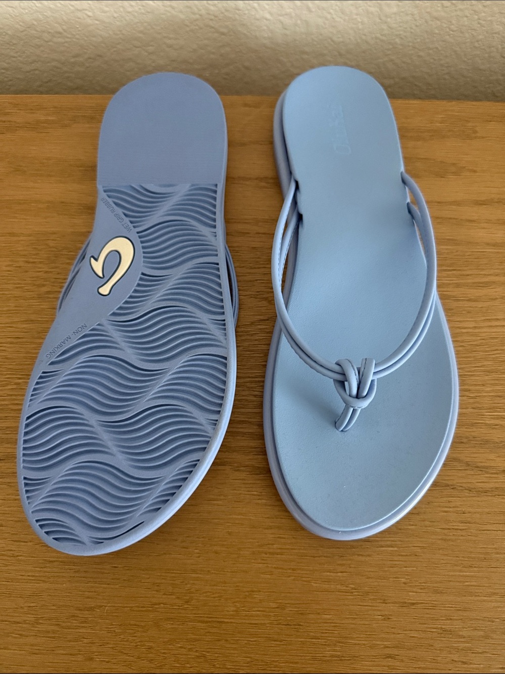 OluKai Light Blue Knot Thong Sandals - Picture 2 of 3